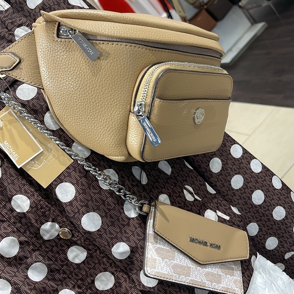 Michael Kors Maisie Lg Pebbled Leather 2-in-1 Sling Fanny Pack Waist Bag Belt - Picture 16 of 16